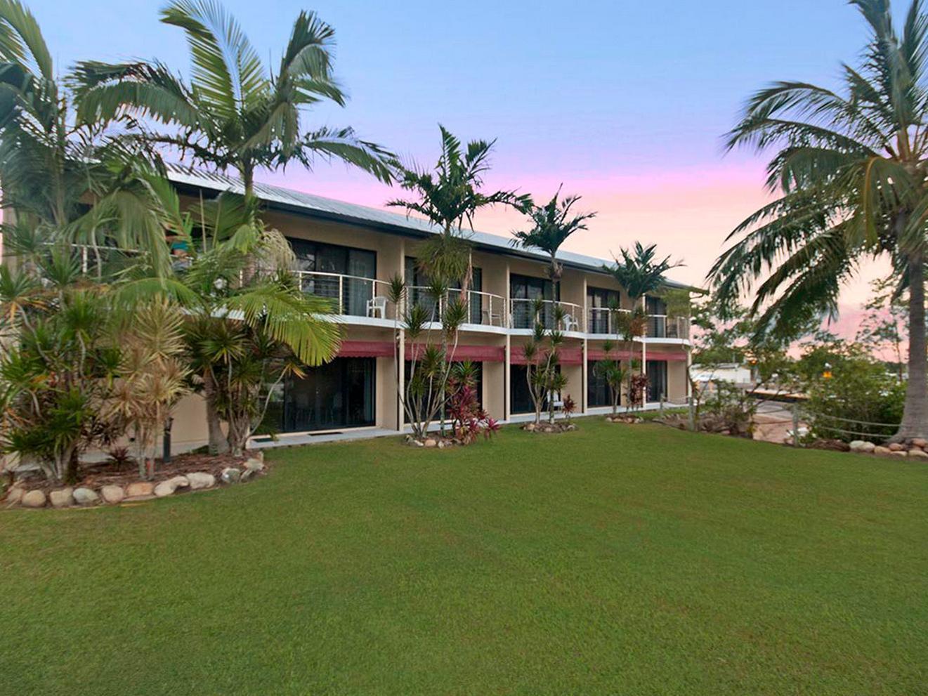 Hinchinbrook Marine Cove Resort Lucinda Buitenkant foto