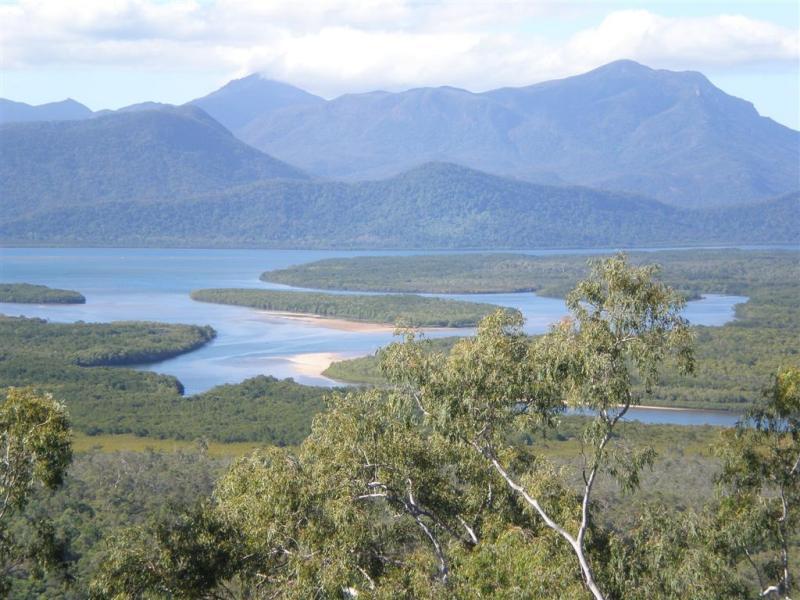 Hinchinbrook Marine Cove Resort Lucinda Buitenkant foto