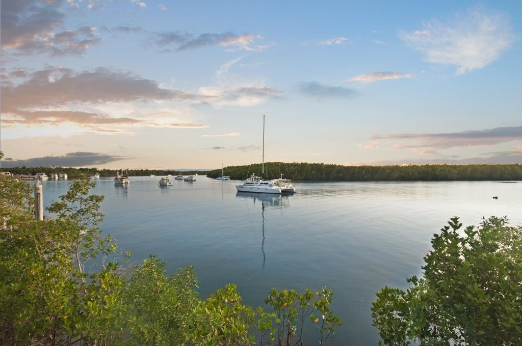 Hinchinbrook Marine Cove Resort Lucinda Buitenkant foto