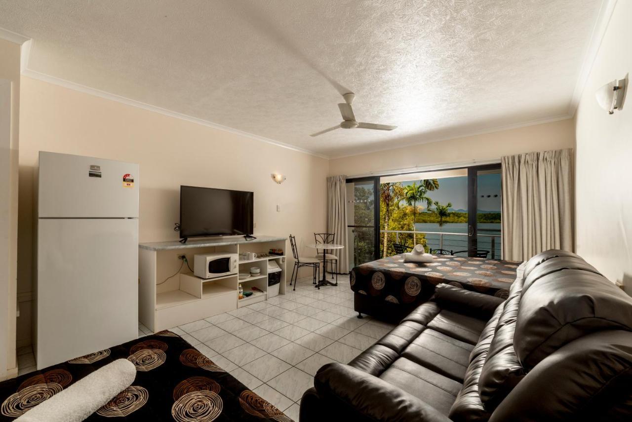 Hinchinbrook Marine Cove Resort Lucinda Buitenkant foto
